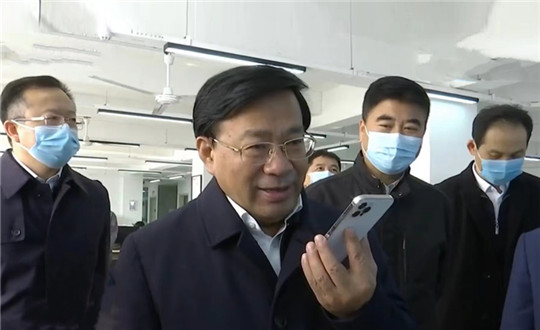 封一： 吉林省委副书记、省长韩俊莅临永乐国际伊通供热_副本.jpg